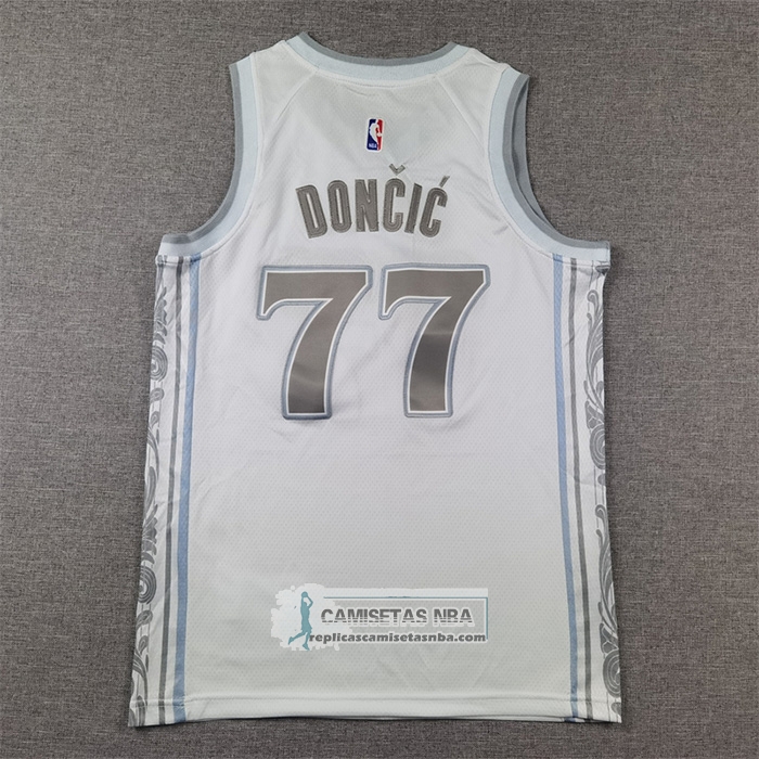 Camiseta Nino Dallas Mavericks Luka Doncic NO 77 Ciudad 2024-25 Blanco